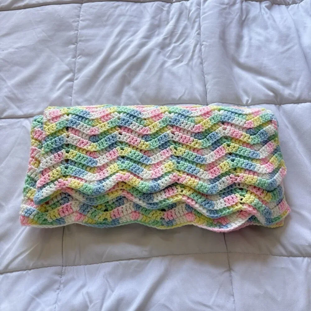 Handmade Pastel Crochet Baby Blanket Throw Yellow Pink Zigzag Knit Nursery 35x37